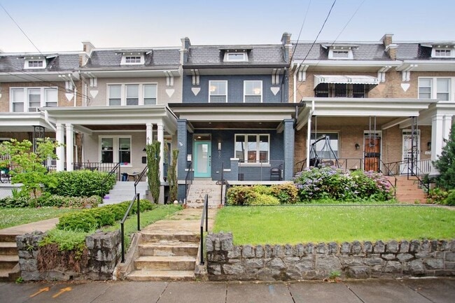 620 Farragut St NW in Washington, DC - Building Photo - Building Photo