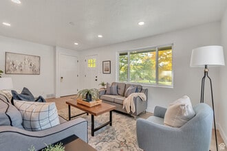 396 N 100 E in American Fork, UT - Foto de edificio - Building Photo