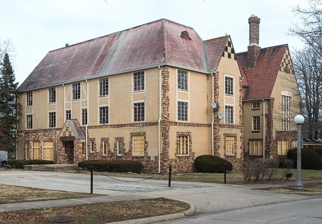 1404 S Lincoln Ave in Urbana, IL - Foto de edificio - Building Photo