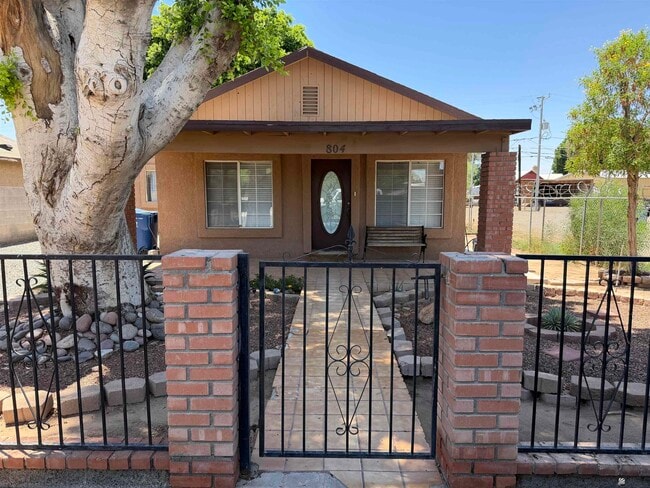 property at 804 S Dora Ave