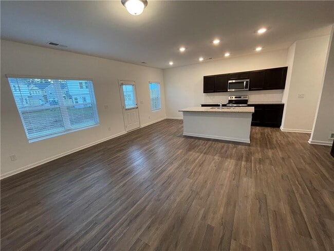1486 Ben Park Way in Grayson, GA - Foto de edificio - Building Photo