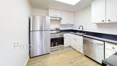 3717 St Nicholas Ave in Redding, CA - Building Photo - Building Photo