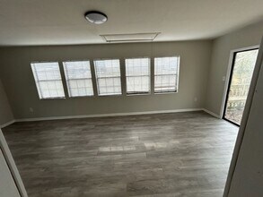 5 Lake Pl in Gainesville, GA - Building Photo - Building Photo