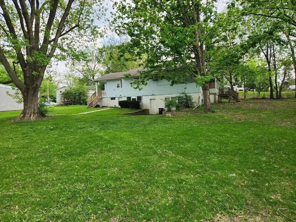 745 Union St in Platteville, WI - Building Photo