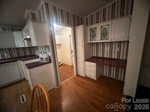 900 Grace Dr in Stanley, NC - Building Photo - Building Photo