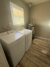 1641 NW 1st Ave in Pompano Beach, FL - Building Photo - Building Photo