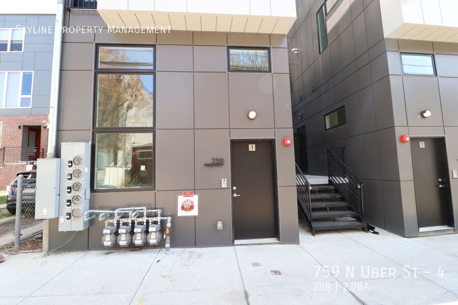 759 N Uber St in Philadelphia, PA - Building Photo