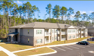 Arbours at Satsuma - Senior Community in Satsuma, AL - Building Photo - Building Photo