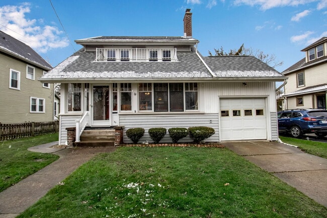 35 Whaley Ave