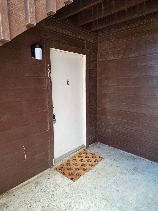 property at 12905 Woodforest Blvd