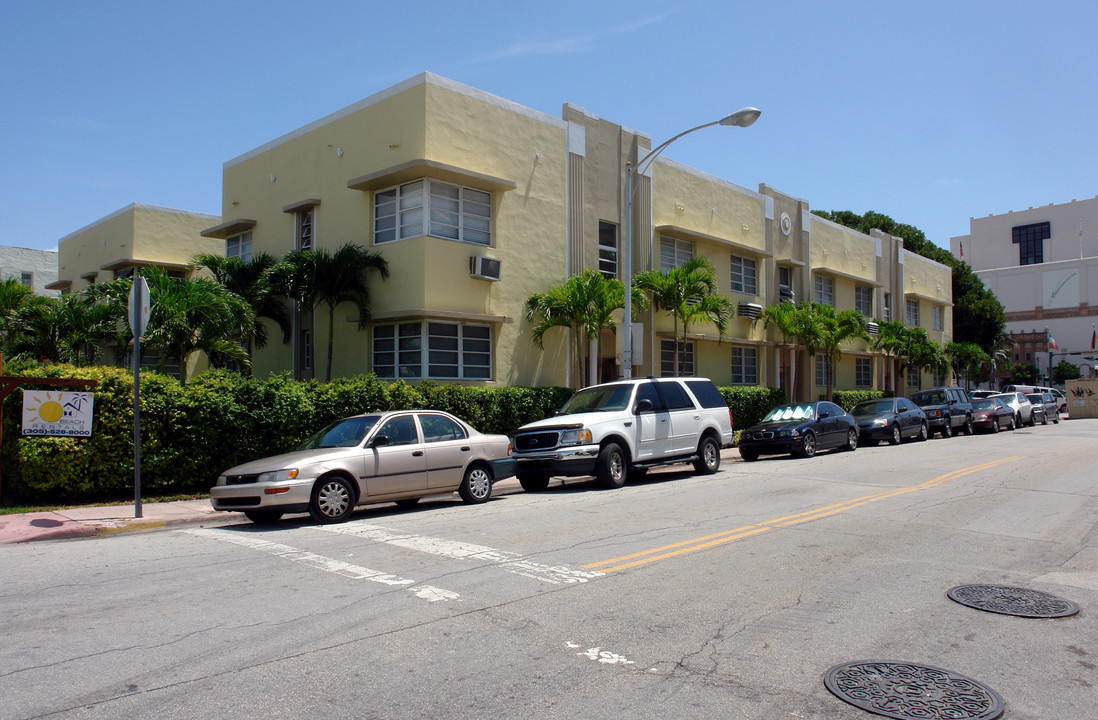 1005 Pennsylvania Ave in Miami Beach, FL - Building Photo