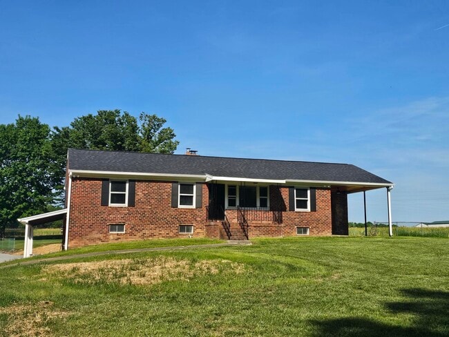 property at 16090 Pouncey Tract Rd