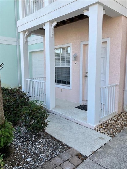 3264 Amanda Ln, Unit C-313 in Naples, FL - Building Photo - Building Photo