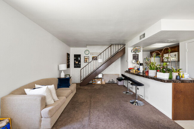 72632 Raven Rd in Palm Desert, CA - Building Photo - Building Photo