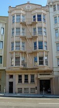 Tremaine Apartments in San Francisco, CA - Building Photo - Building Photo