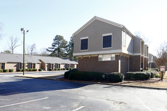 Henderson Park in Atlanta, GA - Building Photo - Building Photo