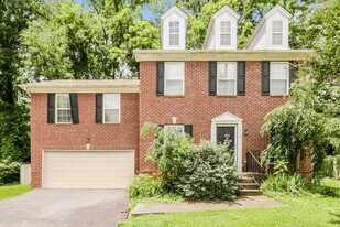713 Kelsey Ct in Nashville, TN - Building Photo