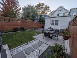 39-39 55th St in Queens, NY - Building Photo - Building Photo