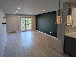 7694 Evans Rd in Chilliwack, BC - Building Photo - Building Photo