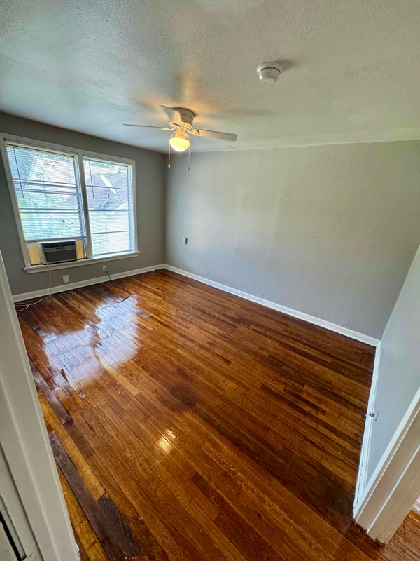 4265 Woodlawn St in Beaumont, TX - Building Photo - Building Photo