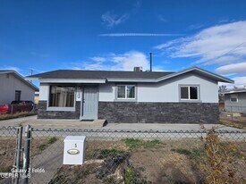 8051 Algerita Ct in El Paso, TX - Building Photo
