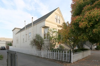 808 A St in San Rafael, CA - Foto de edificio - Building Photo