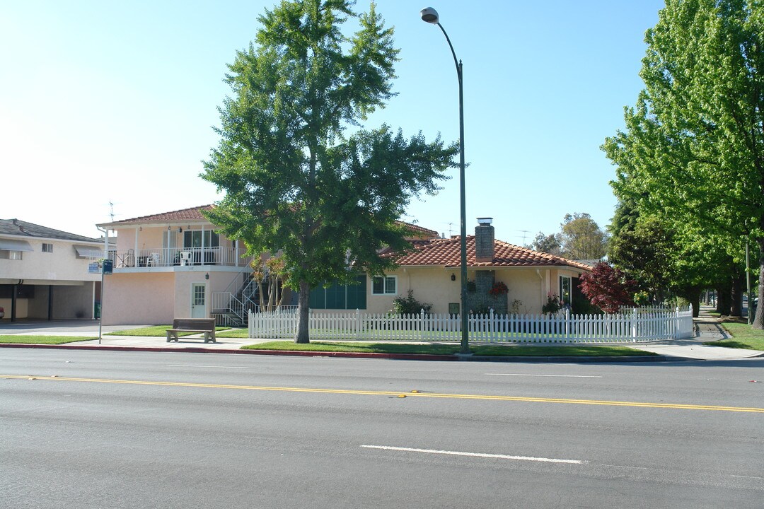 612 Pinewood Dr in San Jose, CA - Building Photo