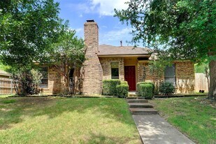 1909 Camellia St in Denton, TX - Building Photo