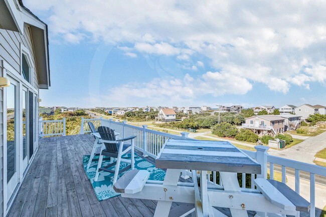 8518 S Old Oregon Inlet Rd in Nags Head, NC - Building Photo - Building Photo
