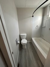 483 Wellington St in Sarnia, ON - Building Photo - Building Photo