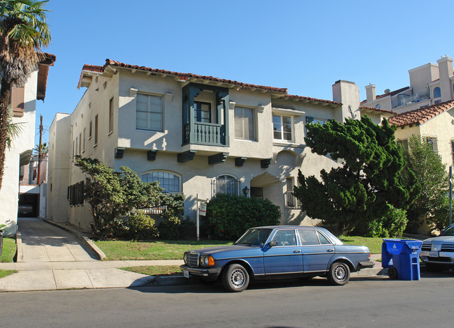 Prime Miracle Mile Location in Los Angeles, CA - Foto de edificio - Building Photo