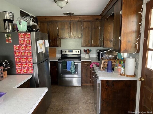 46 Klarman Dr in Hamden, CT - Building Photo - Building Photo