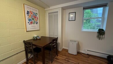 106 Clover Ln, Unit 106B in Ithaca, NY - Building Photo - Building Photo