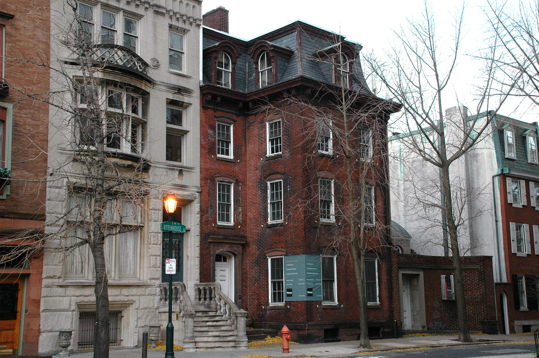 1914-1916 Rittenhouse Sq in Philadelphia, PA - Building Photo