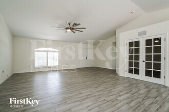 8451 Caloosa Rd in Ft. Myers, FL - Building Photo - Building Photo