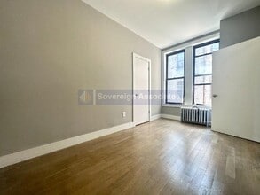 12 Pinehurst Ave in New York, NY - Building Photo - Building Photo