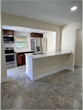 2703 W Spruce St in Tampa, FL - Building Photo - Building Photo