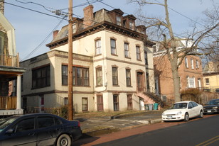 279 Liberty St Apartments