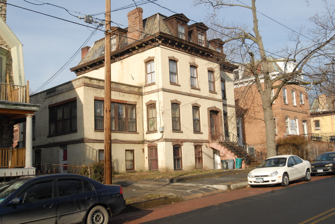 279 Liberty St in Newburgh, NY - Building Photo