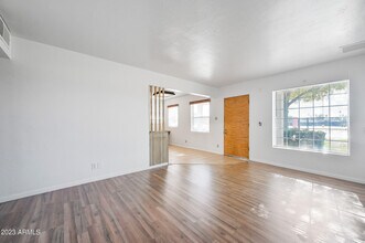 328 W Oakland St in Chandler, AZ - Building Photo - Building Photo