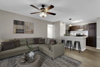 Oak Ridge at Pelham in Greenville, SC - Building Photo - Building Photo