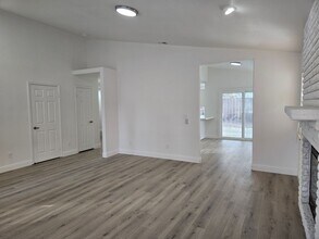 3884 Paula Ct in Turlock, CA - Building Photo - Building Photo
