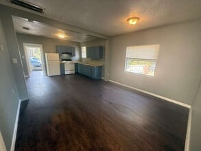 836 Martin Luther King Jr Ave in Lakeland, FL - Building Photo - Building Photo