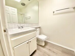 5105 Inglewood Blvd in Culver City, CA - Building Photo - Building Photo