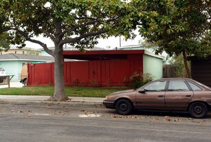 725 Indiana Ct in El Segundo, CA - Building Photo
