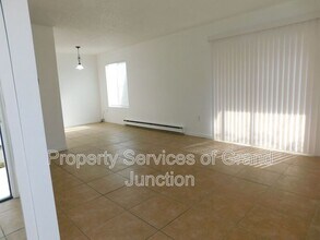 869 Iowa Ave in Palisade, CO - Building Photo - Building Photo