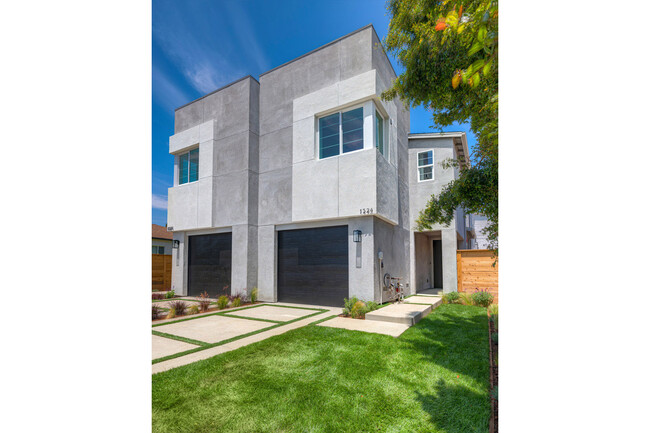 1522 Wellesley Ave in Los Angeles, CA - Building Photo - Building Photo