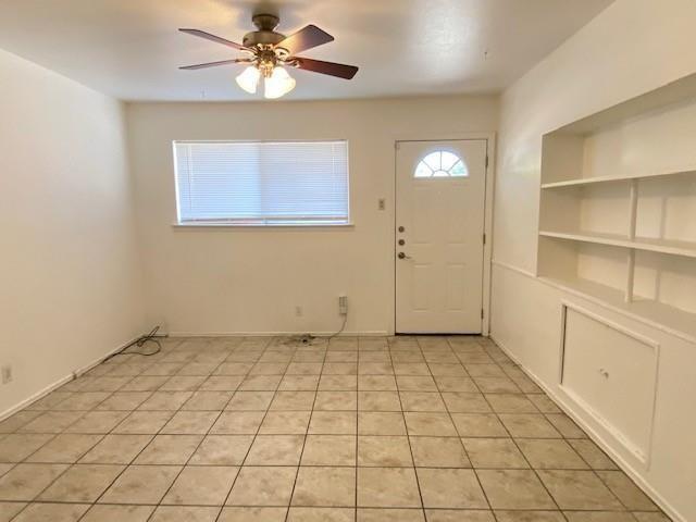 1811 W Sanford St in Arlington, TX - Building Photo - Building Photo