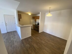 2820 17th Ave in Greeley, CO - Foto de edificio - Building Photo