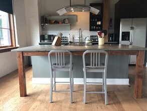 270 S Goodman St in Rochester, NY - Foto de edificio - Building Photo